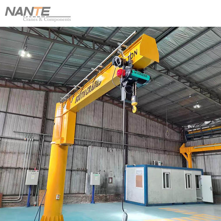 One of nante jib crane: 10 free standing jib crane.